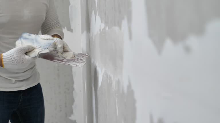 Best Commercial Painting  in Hartville, OH